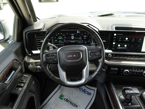 Used 2022 GMC Sierra 1500 SLT RWD image 16