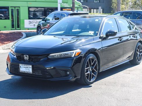 Certified 2023 Honda Civic Sport Touring image 3