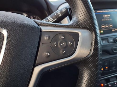 Certified 2023 GMC Terrain SLE w/ Elevation Edition image 17