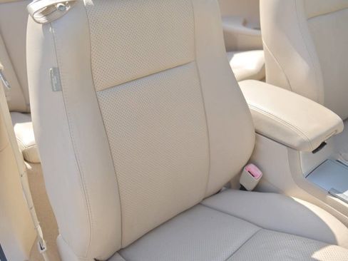 Used 2006 Toyota Solara SLE image 33