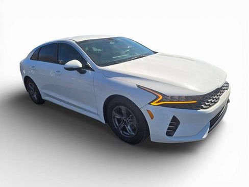 Used 2023 Kia K5 LXS image 1