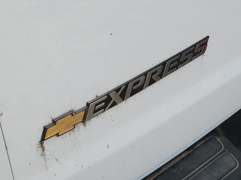 New 2024 Chevrolet Express 2500 w/ Driver Convenience Package image 8