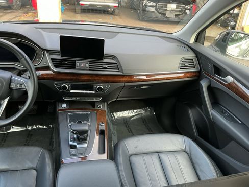 Used 2018 Audi Q5 2.0T Premium Plus w/ Premium Plus Package image 16