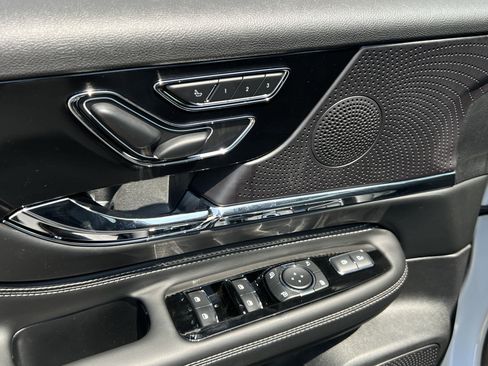 New 2025 Lincoln Corsair Grand Touring w/ Jet Appearance Package image 26