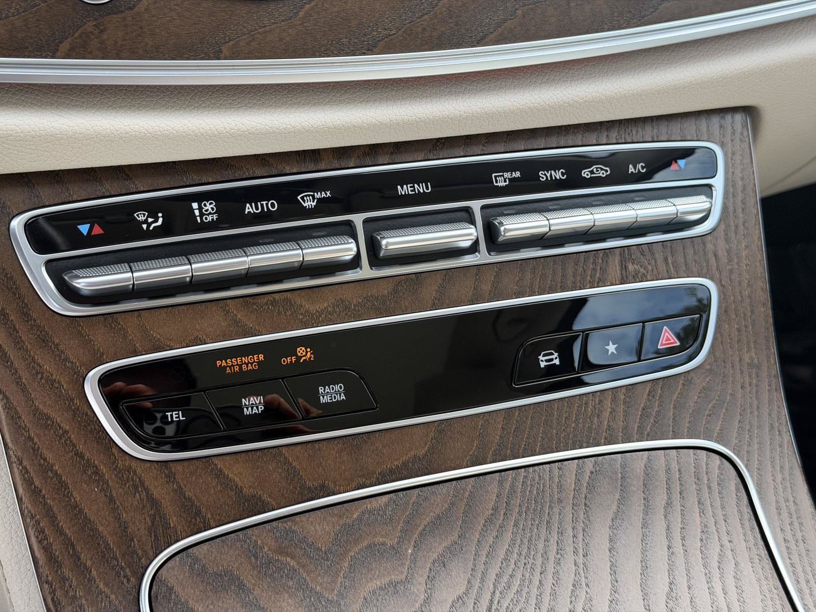 Used 2022 Mercedes-Benz E 350 4MATIC Sedan image 21