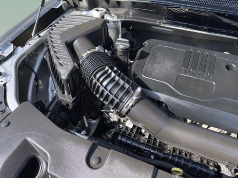 Used 2021 Chevrolet Blazer LT image 30