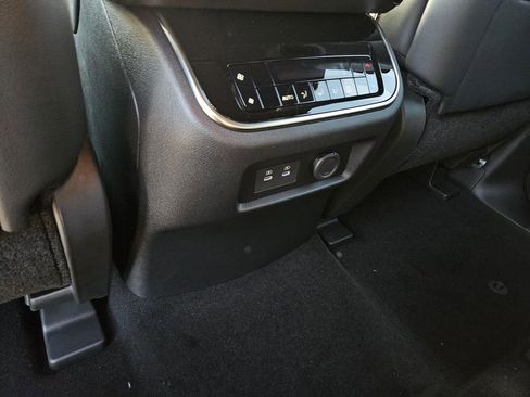 New 2026 Nissan Armada SL image 11