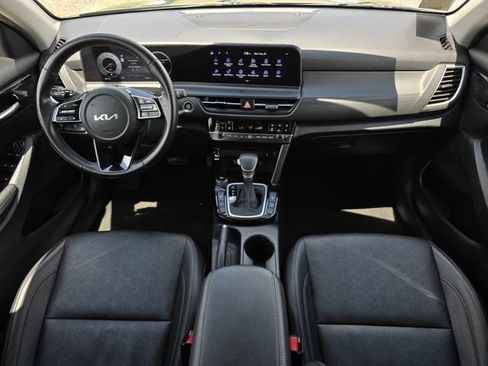 Certified 2024 Kia Seltos EX FWD image 17