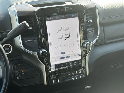 Used 2024 RAM 2500 Laramie image 20