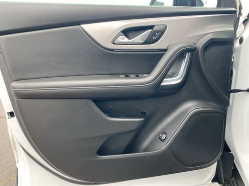 Used 2023 Chevrolet Blazer LT w/ Convenience Package image 18