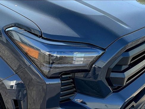 Used 2024 Toyota Tacoma SR5 AWD/4WD image 30