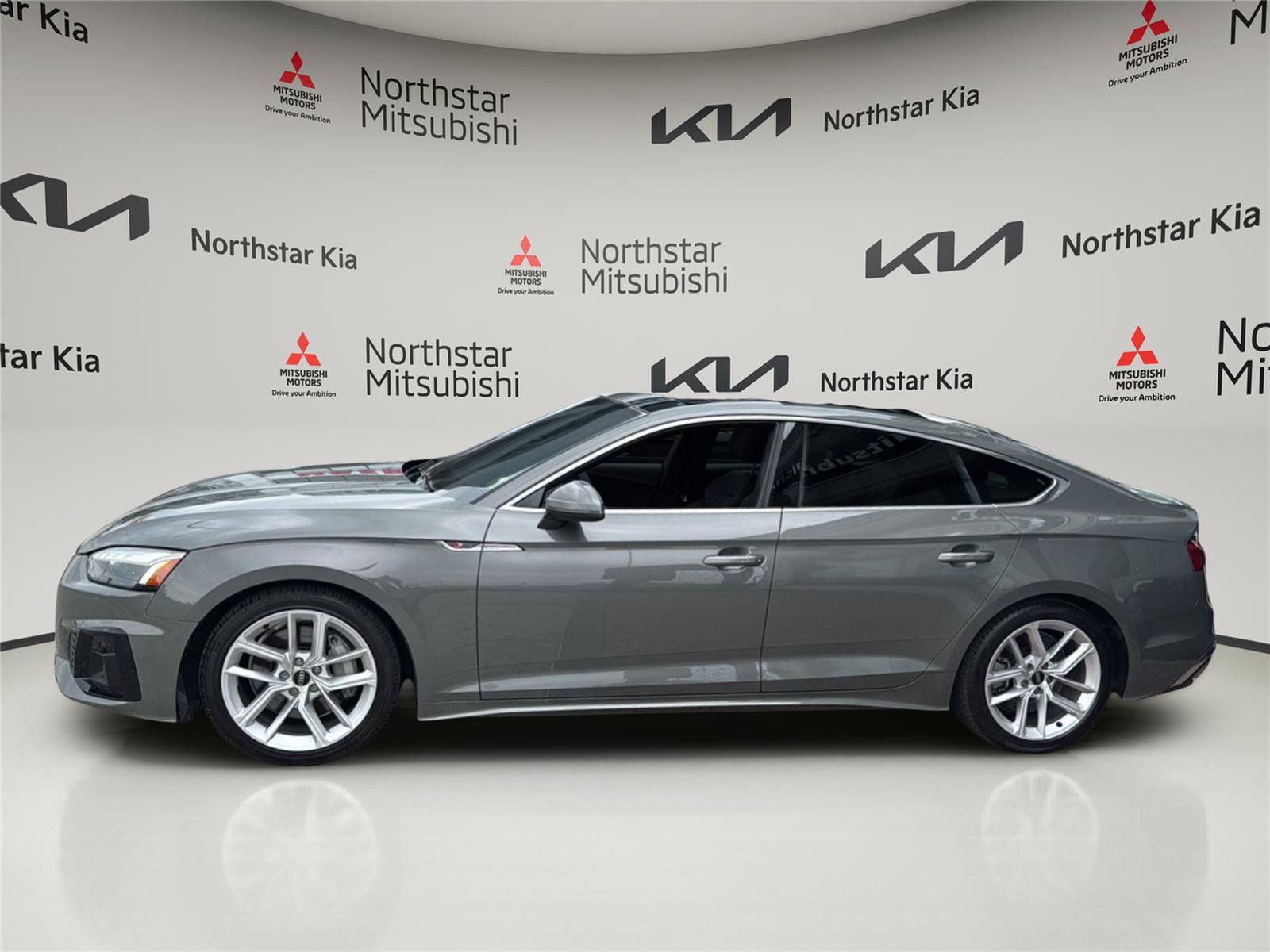 Used 2024 Audi A5 2.0T Premium Plus AWD/4WD image 2