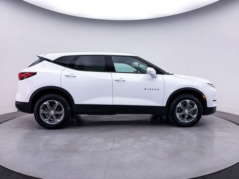 Used 2023 Chevrolet Blazer LT FWD image 39