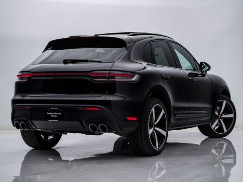 New 2026 Porsche Macan image 11