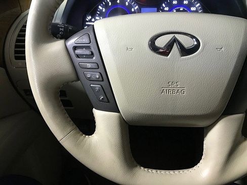 Used 2014 INFINITI QX80 4WD w/ Theater Package image 23