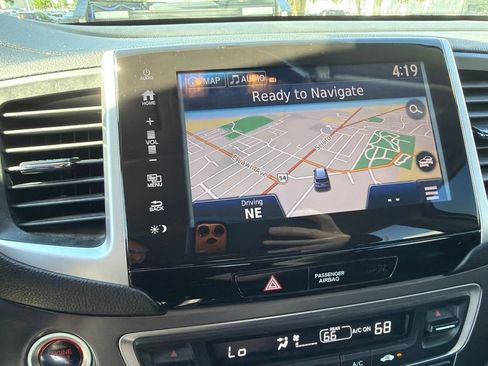 Used 2017 Honda Pilot EX-L image 7