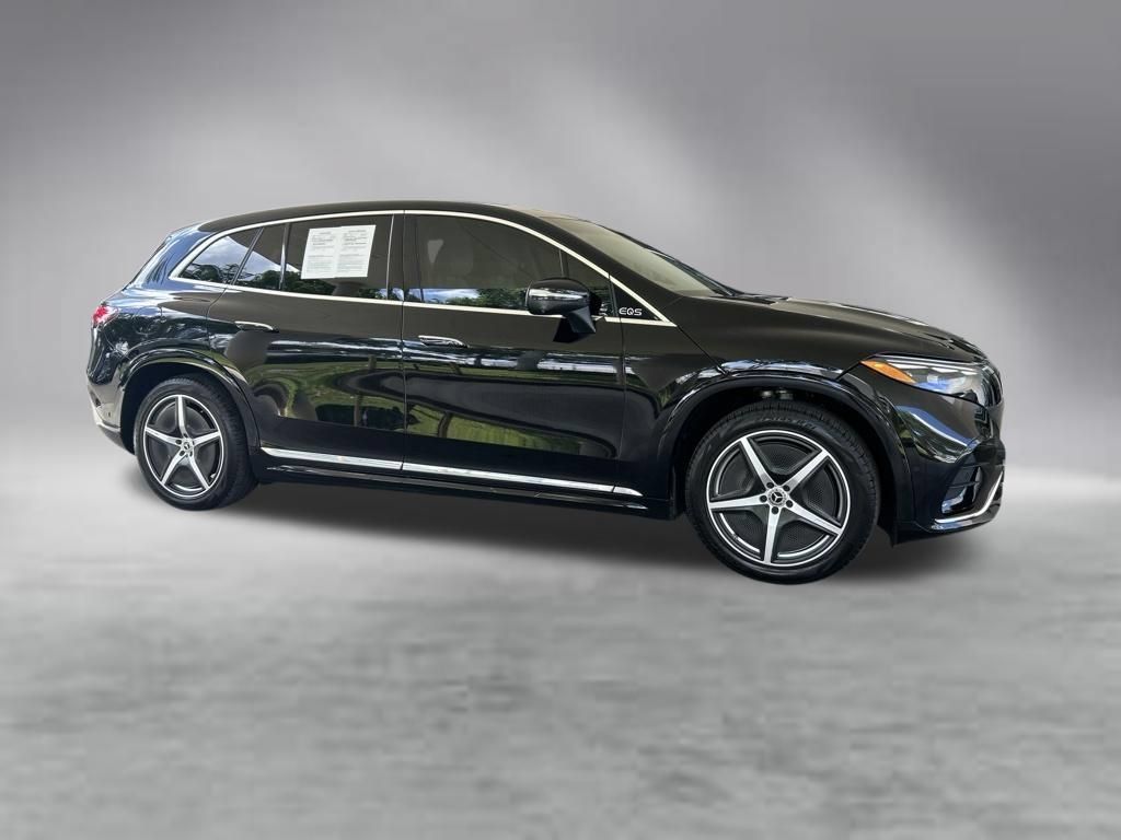 Used 2023 Mercedes-Benz EQS 580 4MATIC SUV image 2