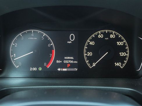 Used 2024 Honda Pilot Touring image 24