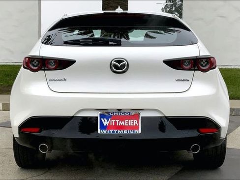 Used 2019 MAZDA MAZDA3 Hatchback w/ Premium Package image 4