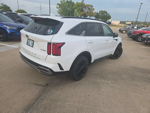 Used 2021 Kia Sorento SX FWD image 3