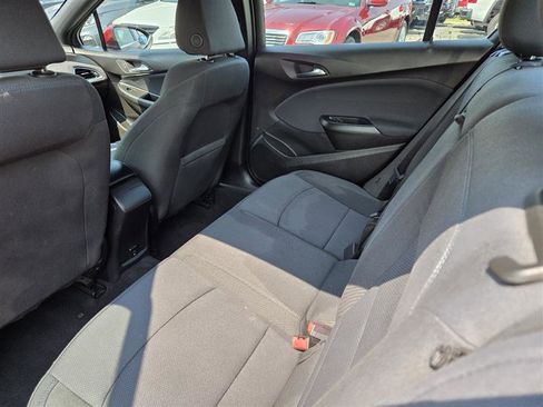 Used 2018 Chevrolet Cruze LT w/ Convenience Package image 27