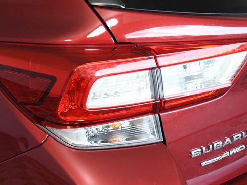 Used 2019 Subaru Crosstrek 2.0i Premium w/ Eyesight System image 32