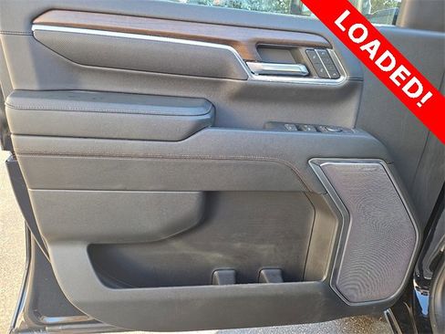 Used 2024 Chevrolet Silverado 2500 High Country w/ High Country Premium Package image 12