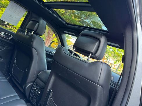 Used 2014 Jeep Grand Cherokee Overland RWD image 22
