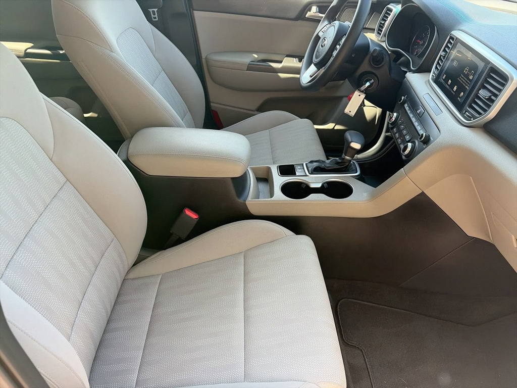 Used 2022 Kia Sportage LX FWD image 8