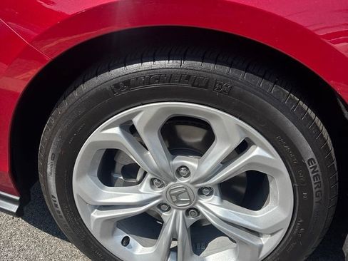 Used 2025 Honda Accord LX image 27