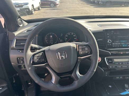 New 2026 Honda Ridgeline Black Edition image 17