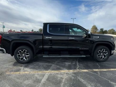 New 2026 GMC Sierra 1500 SLT w/ SLT Premium Package AWD/4WD image 9
