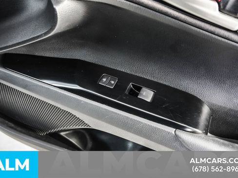 Used 2025 Toyota Camry LE image 41