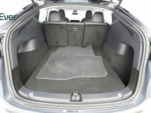 Used 2020 Tesla Model Y Performance image 23