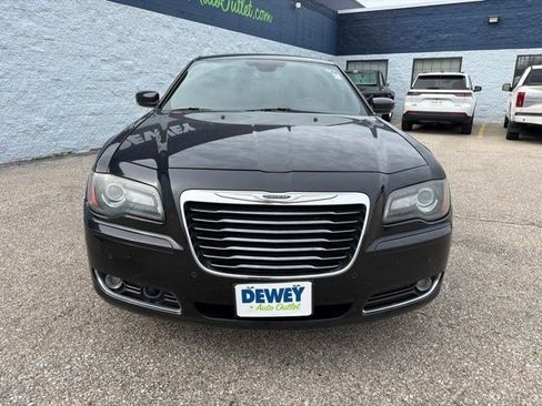 Used 2013 Chrysler 300 S AWD/4WD image 8