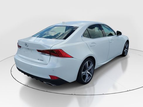 Used 2019 Lexus IS 300 w/ Navigation Package RWD image 6