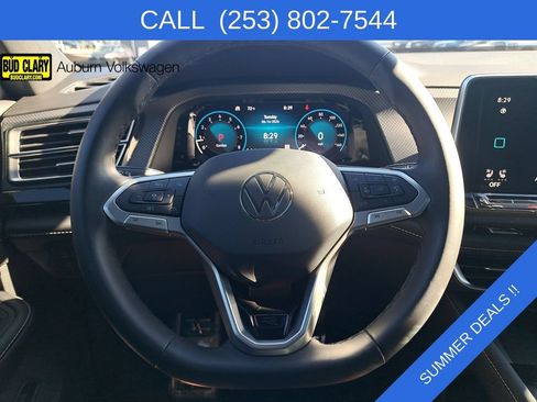 Used 2024 Volkswagen Atlas Cross Sport SEL R-Line AWD/4WD image 11