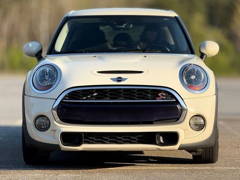Used 2015 MINI Cooper S image 3