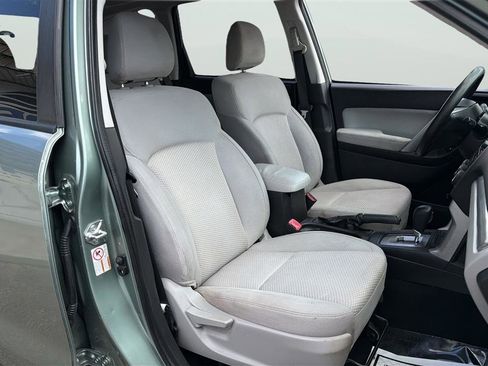 Used 2014 Subaru Forester 2.5i Premium w/ All-Weather Package AWD/4WD image 14