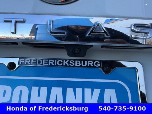 Used 2021 Volkswagen Atlas SE w/ Panoramic Sunroof Package image 9