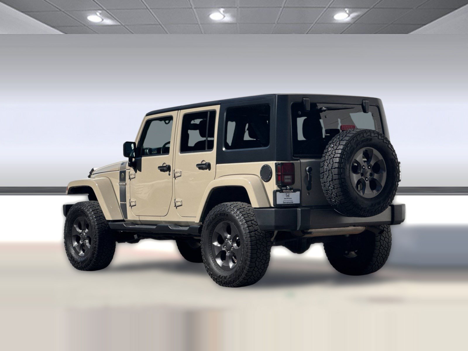 Used 2017 Jeep Wrangler Unlimited Sport AWD/4WD image 3