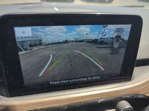 Used 2020 Ford Escape Titanium AWD/4WD image 17