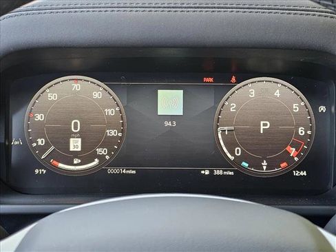 Used 2025 Land Rover Defender 130 S image 11