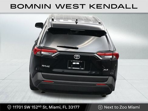 Used 2025 Toyota RAV4 XLE w/ Convenience Package image 16