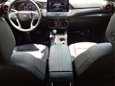 Used 2024 Chevrolet Blazer RS w/ Driver Confidence II Package FWD image 8