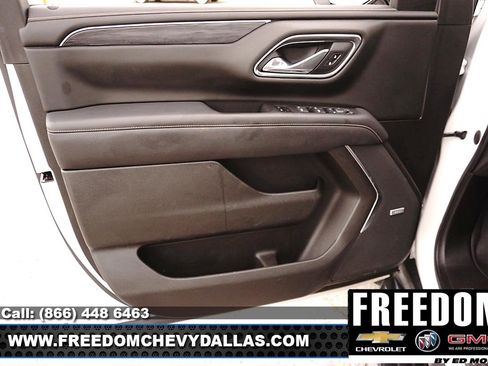 Used 2021 GMC Yukon XL SLT w/ SLT Luxury Package AWD/4WD image 37