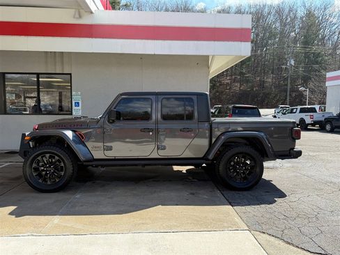 Used 2020 Jeep Gladiator Rubicon image 14