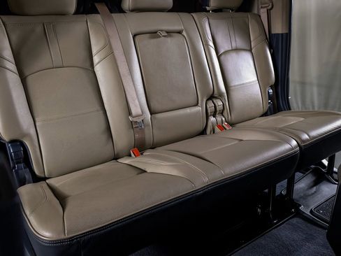 Used 2022 RAM 2500 Limited image 31