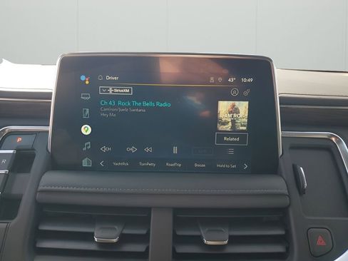 Used 2022 Chevrolet Tahoe Z71 w/ Z71 Off-Road Package image 38