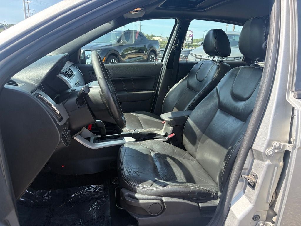 Used 2009 Ford Focus SEL FWD image 12